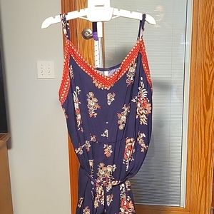 NWT Plus size tied waist handkerchief hem dress